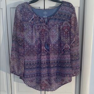 St. John's Bay Purple & Blue Paisley Print 3/4 Sleeve Tie Front Blouse EUC